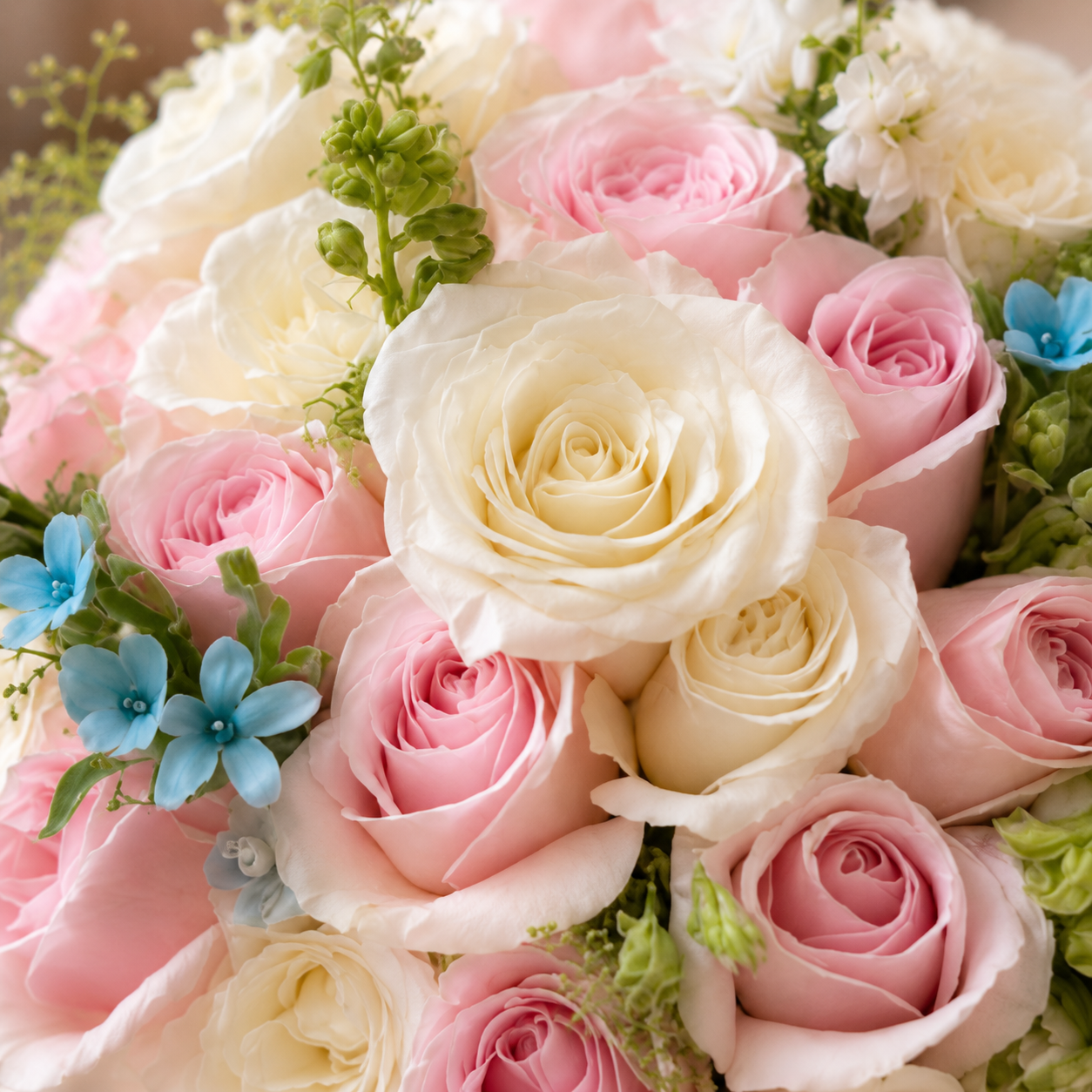 Peony Dusk (Roses, Forget-me-nots) | Fresh Bouquet