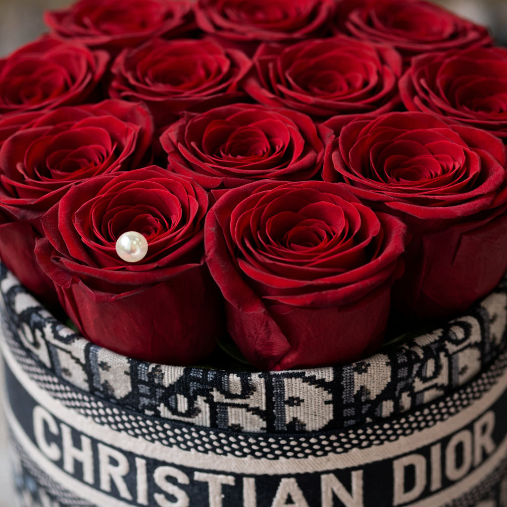 Rouge Prestige (Roses) | Preserved Flower Bouquet